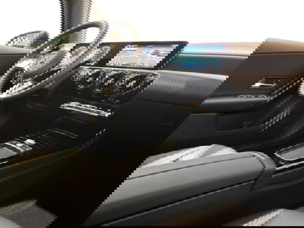 Mercedes-Benz Classe A Sedan nuova a Bologna (15)