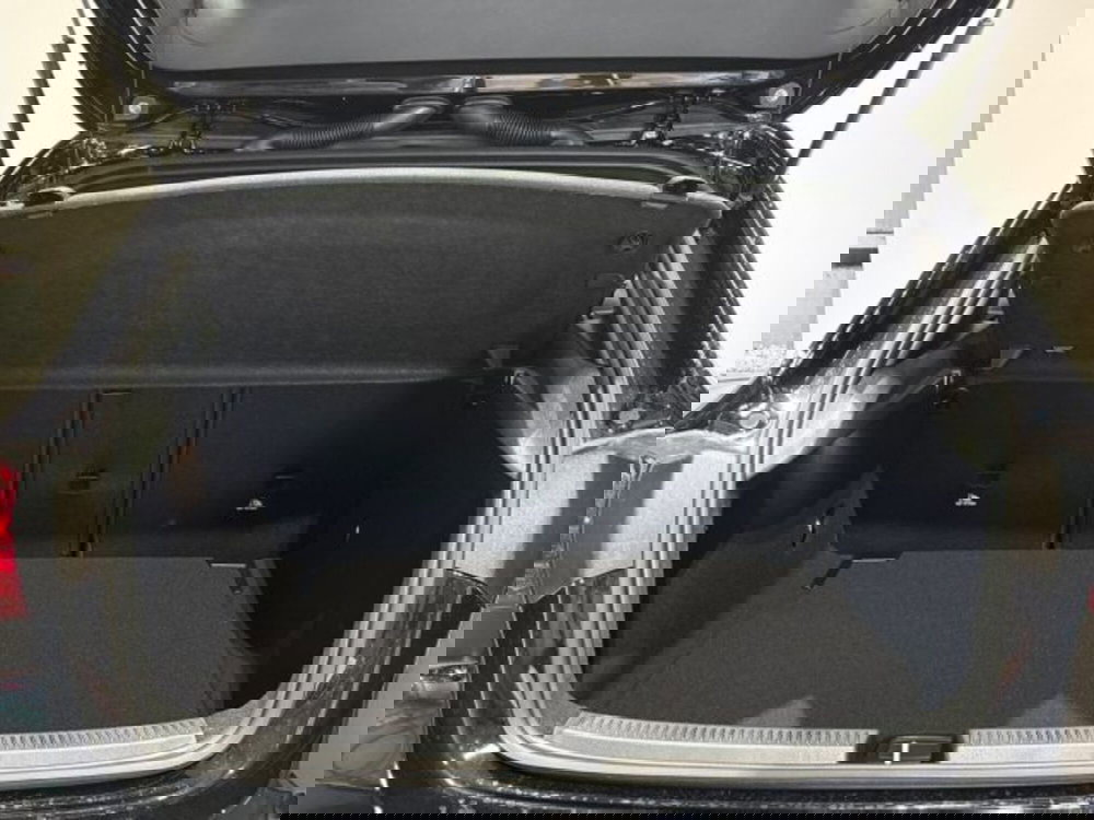 Mercedes-Benz Classe A Sedan nuova a Bologna (7)