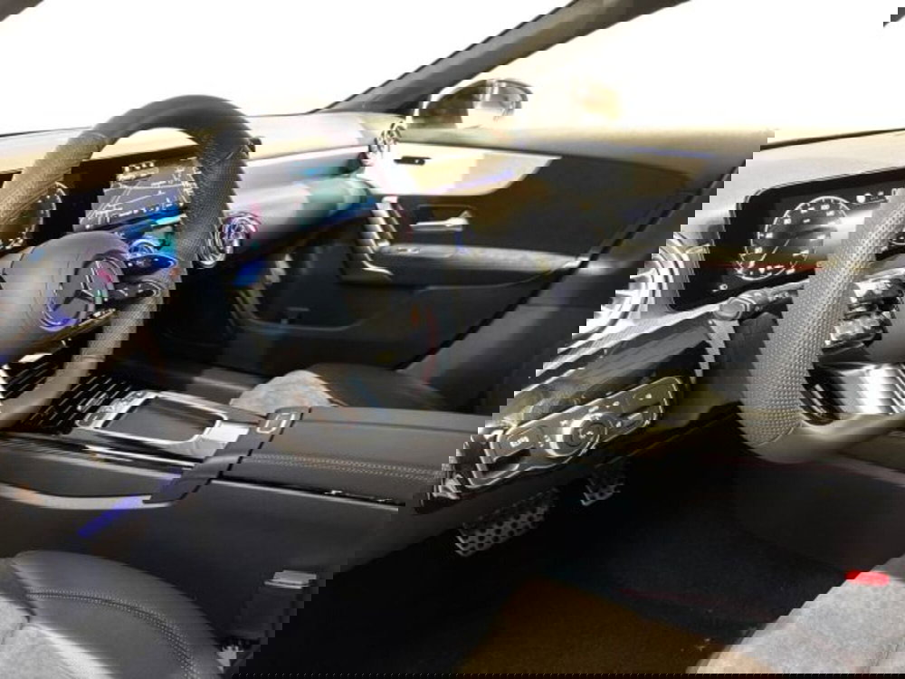 Mercedes-Benz Classe A nuova a Bologna (11)