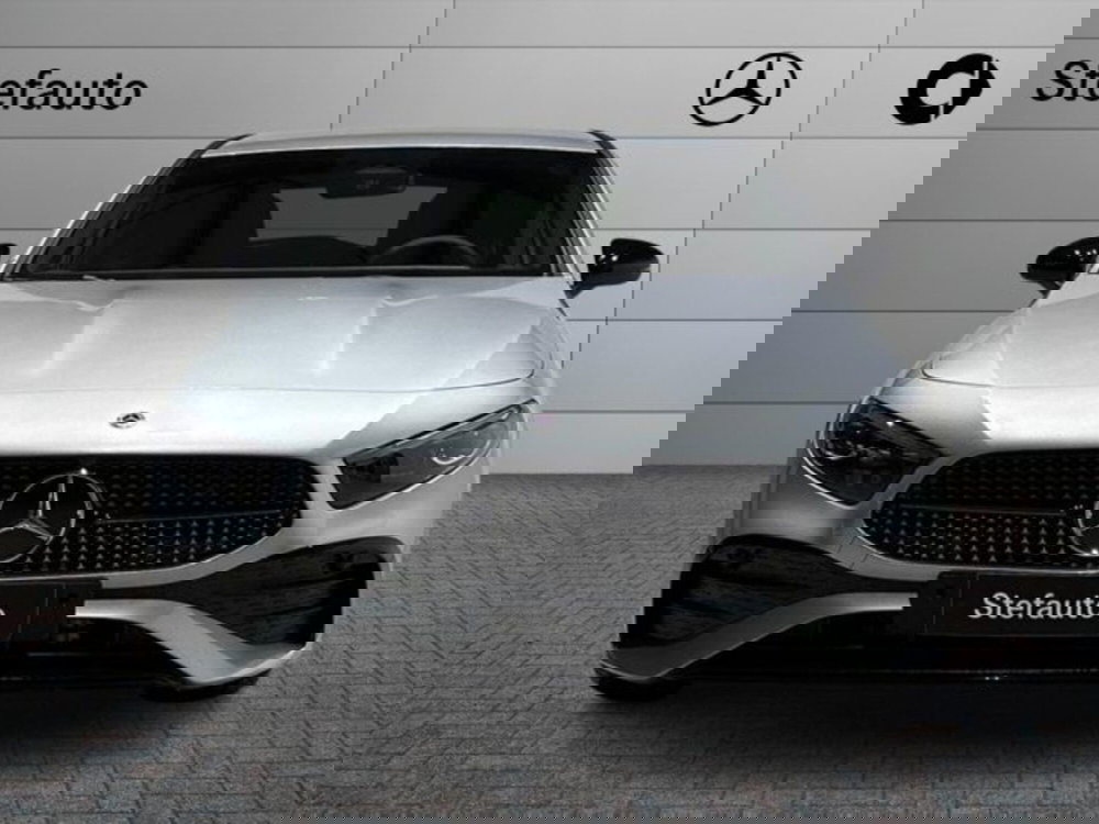 Mercedes-Benz Classe A nuova a Bologna (4)