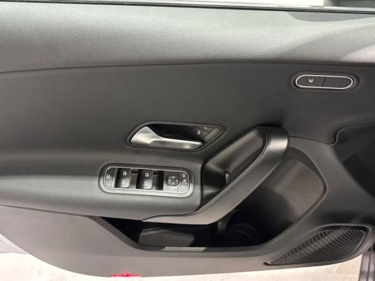 Mercedes-Benz Classe A nuova a Bologna (10)