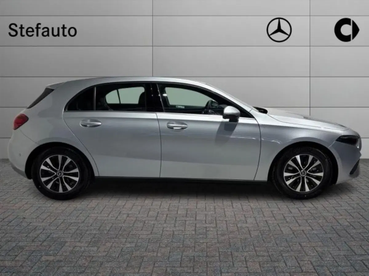 Mercedes-Benz Classe A nuova a Bologna (2)