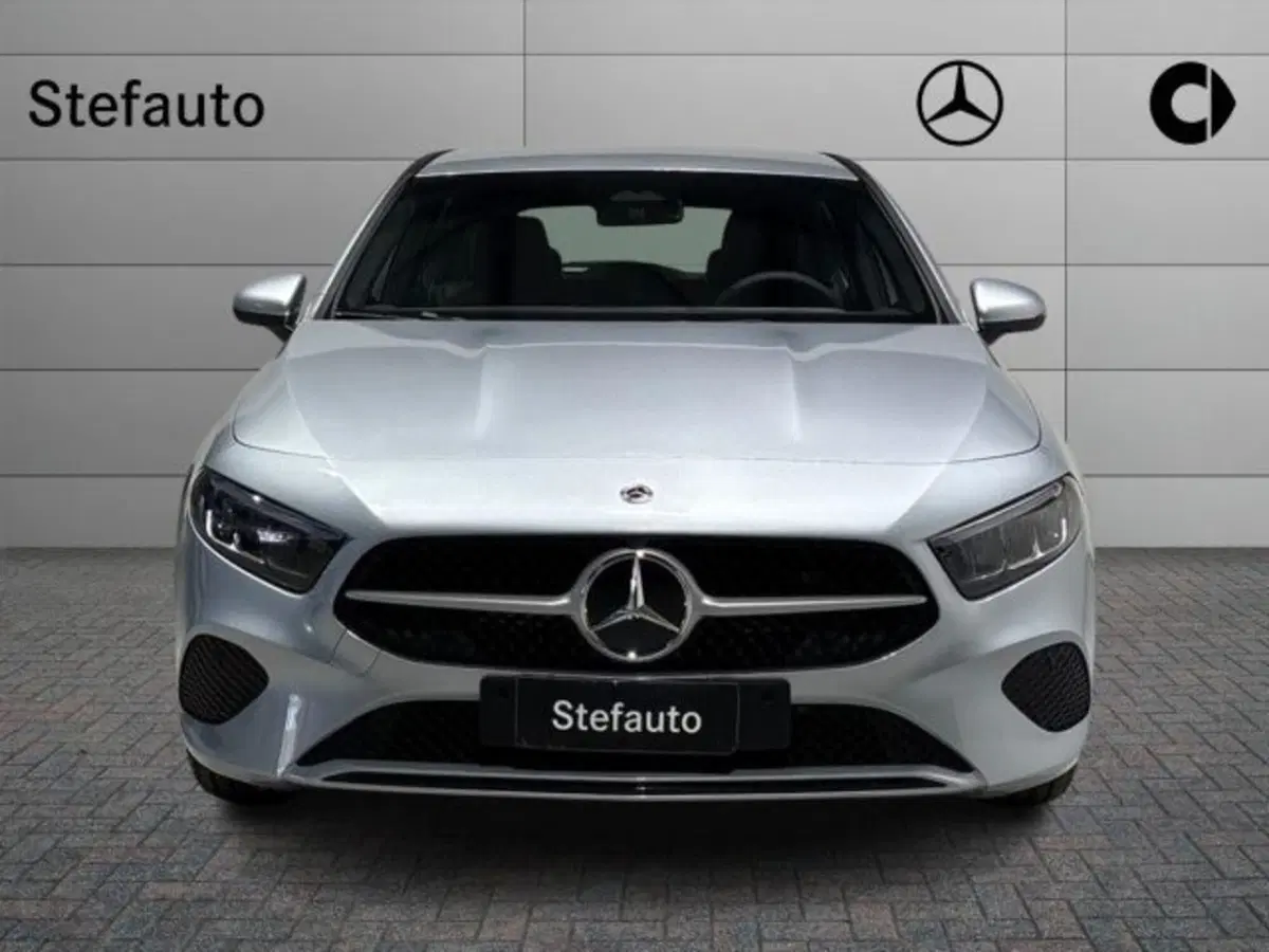 Mercedes-Benz Classe A nuova a Bologna (4)