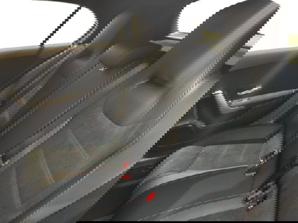 Mercedes-Benz Classe A nuova a Bologna (9)