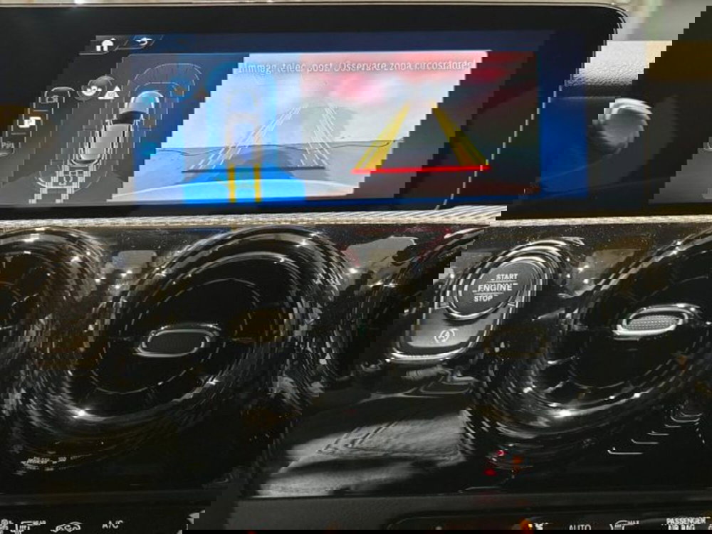 Mercedes-Benz Classe A Sedan nuova a Bologna (12)