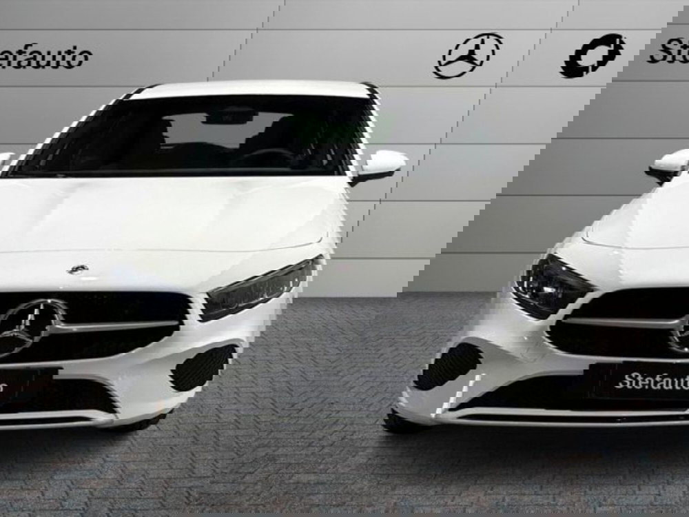 Mercedes-Benz Classe A Sedan nuova a Bologna (4)