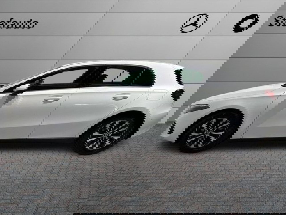 Mercedes-Benz Classe A Sedan nuova a Bologna (3)