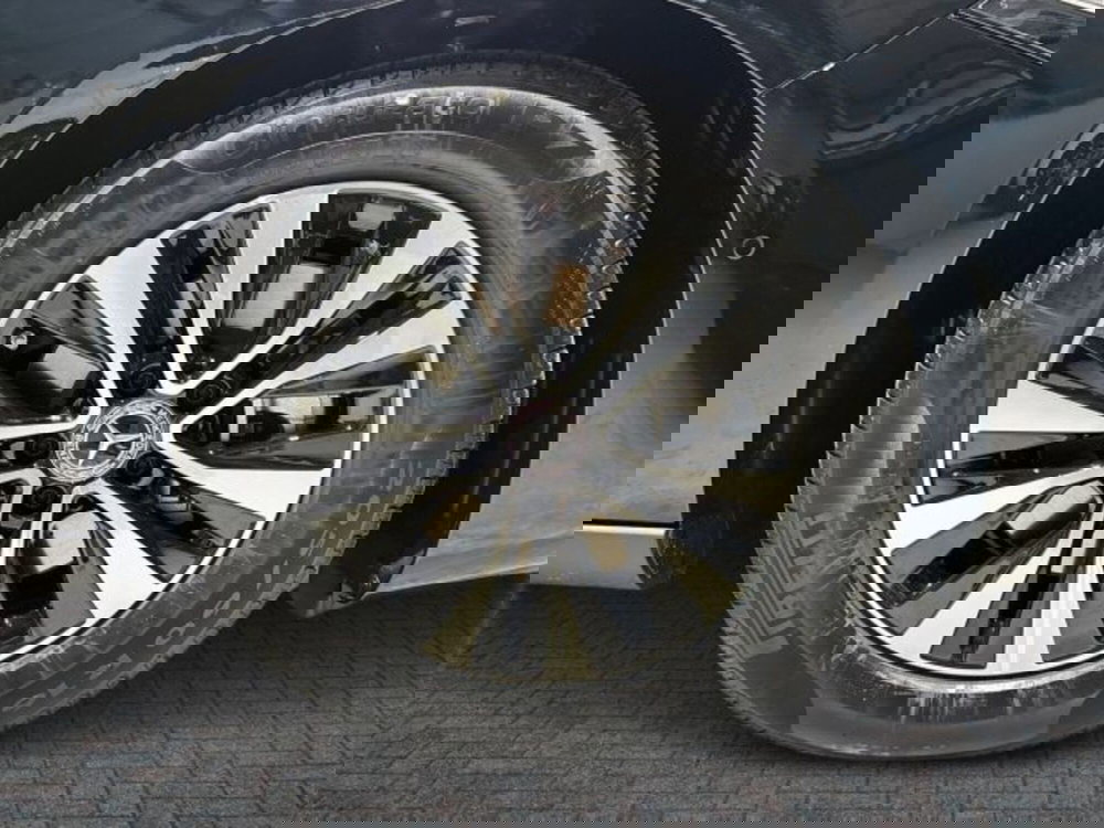 Mercedes-Benz Classe A Sedan nuova a Bologna (8)