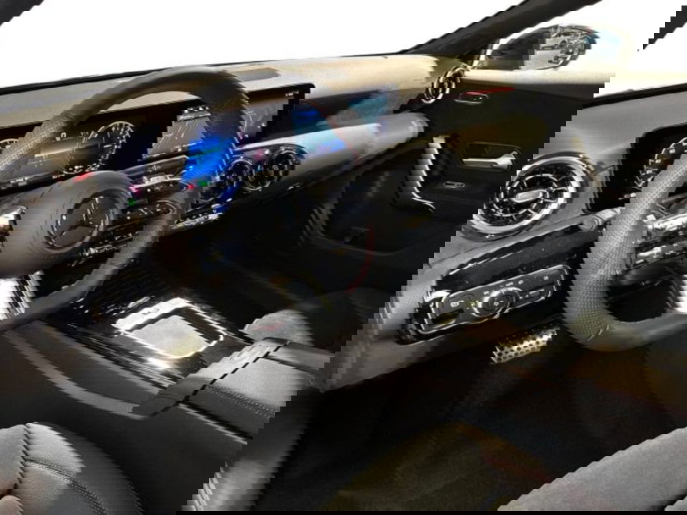 Mercedes-Benz Classe A Sedan nuova a Bologna (11)