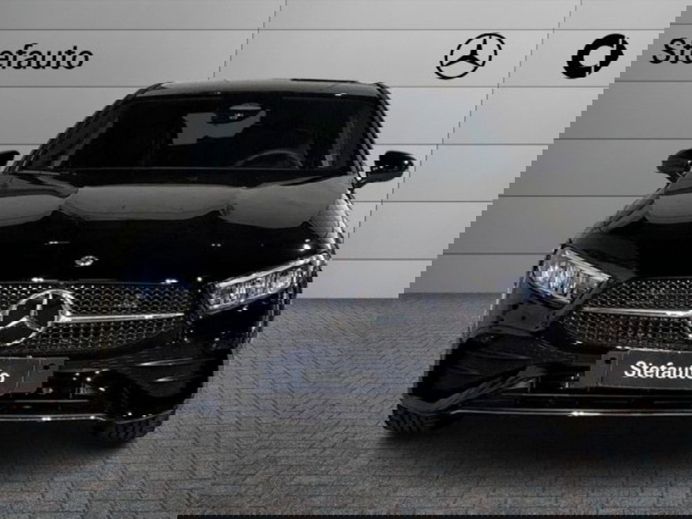 Mercedes-Benz Classe A Sedan nuova a Bologna (4)