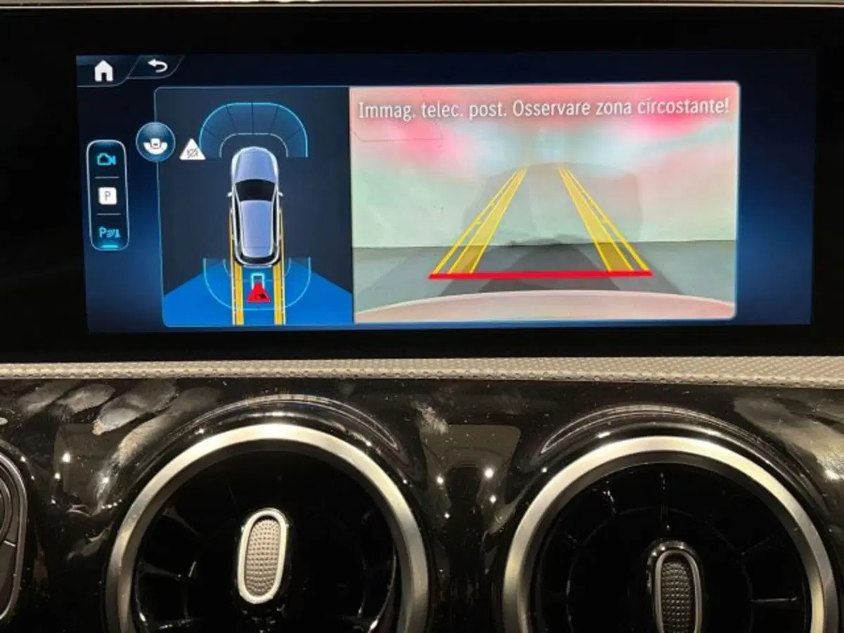 Mercedes-Benz Classe A nuova a Bologna (3)
