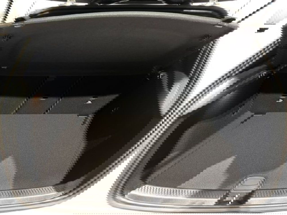 Mercedes-Benz Classe A nuova a Bologna (7)