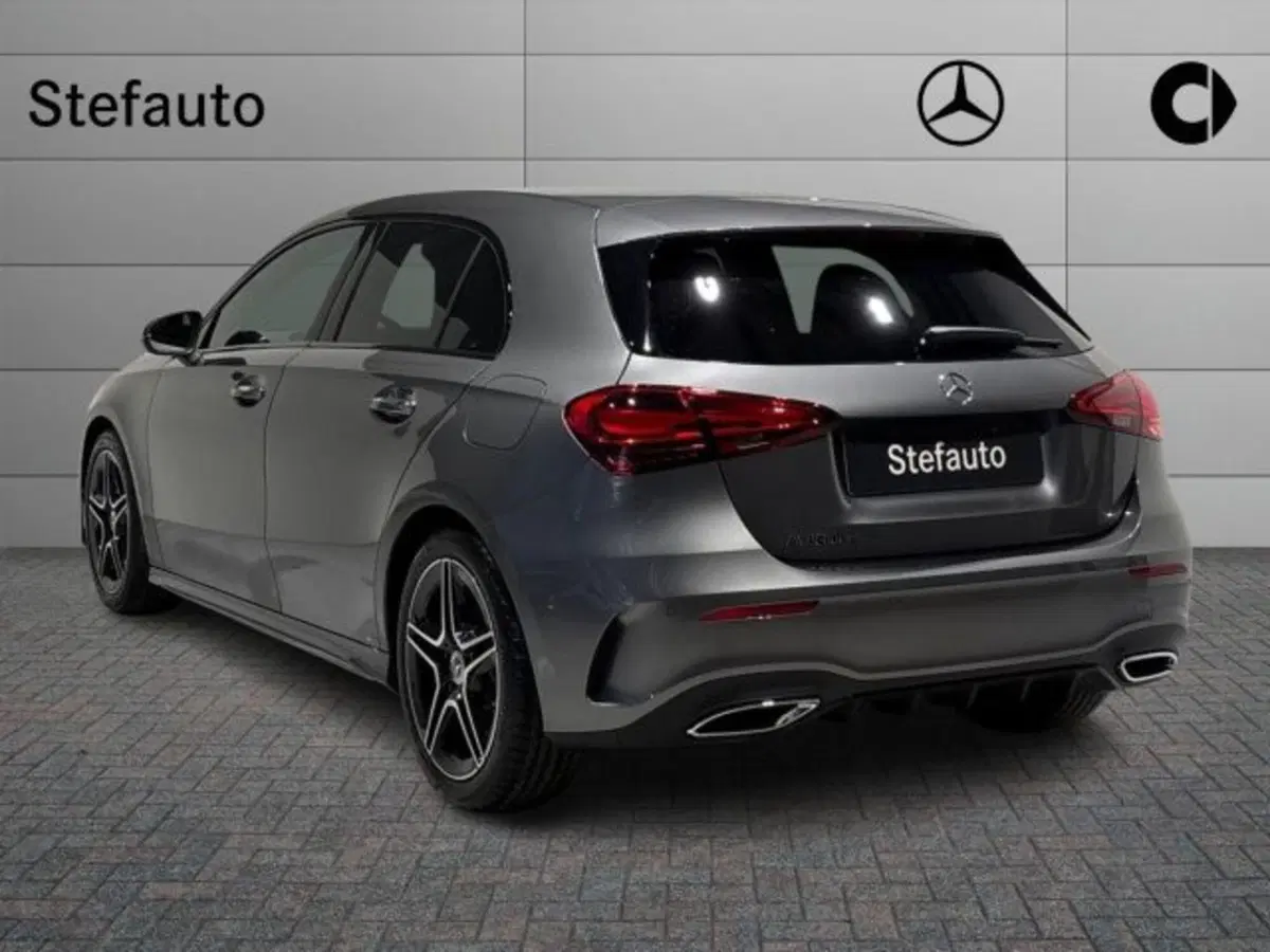 Mercedes-Benz Classe A Sedan nuova a Bologna (5)