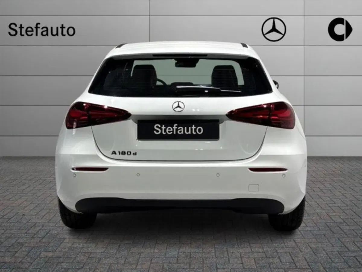 Mercedes-Benz Classe A nuova a Bologna (6)