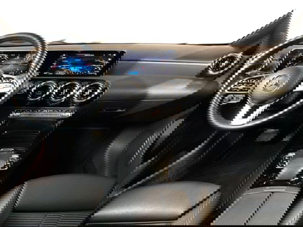 Mercedes-Benz Classe A Sedan usata a Bologna (9)