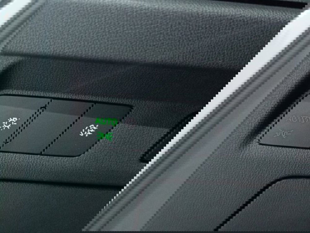 Skoda Enyaq Coupé usata a Catania (19)