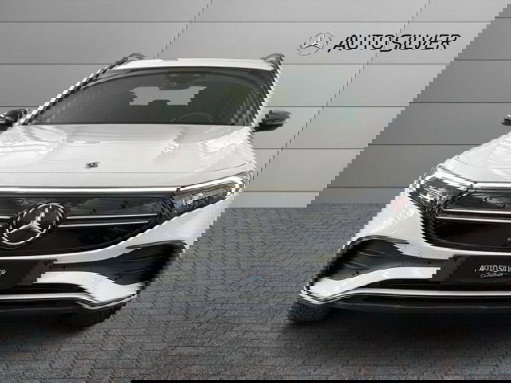 Mercedes-Benz EQB usata a Verona (3)