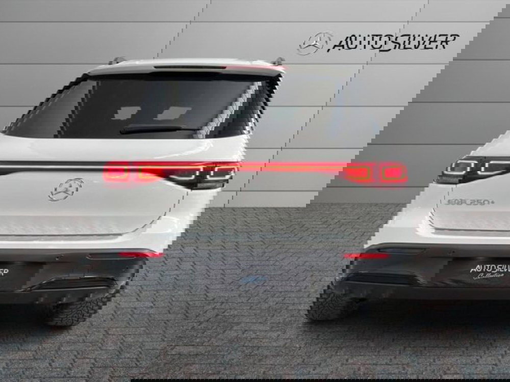 Mercedes-Benz EQB usata a Verona (4)