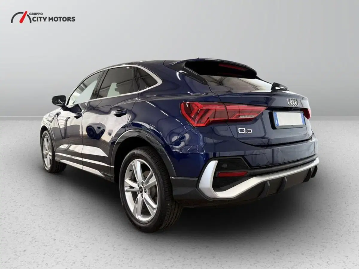 Audi Q3 Sportback usata a Monza e Brianza (4)