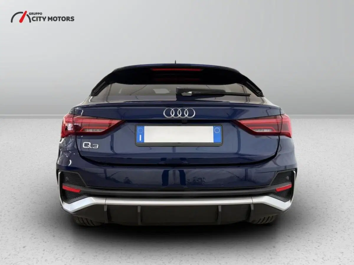 Audi Q3 Sportback usata a Monza e Brianza (5)