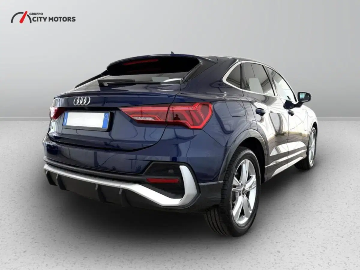 Audi Q3 Sportback usata a Monza e Brianza (6)