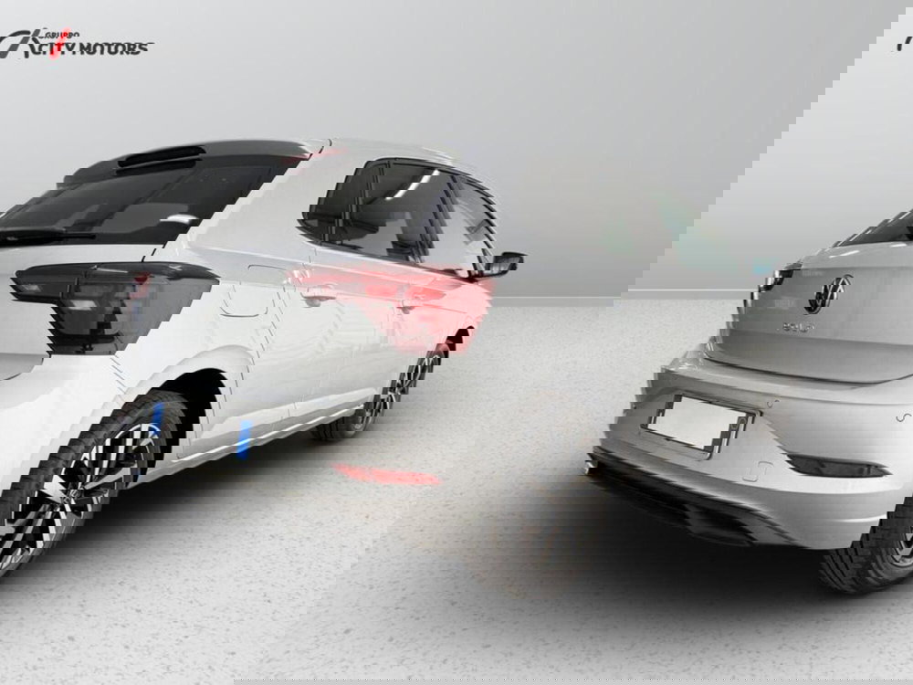 Volkswagen Polo nuova a Monza e Brianza (6)