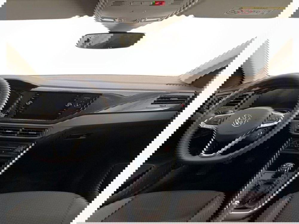 Volkswagen Polo nuova a Monza e Brianza (8)