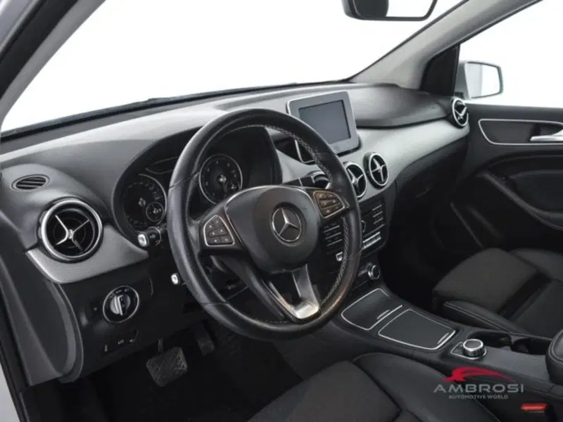 Mercedes-Benz Classe B usata a Perugia (8)