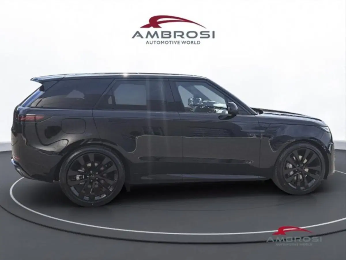 Land Rover Range Rover Sport nuova a Perugia (5)