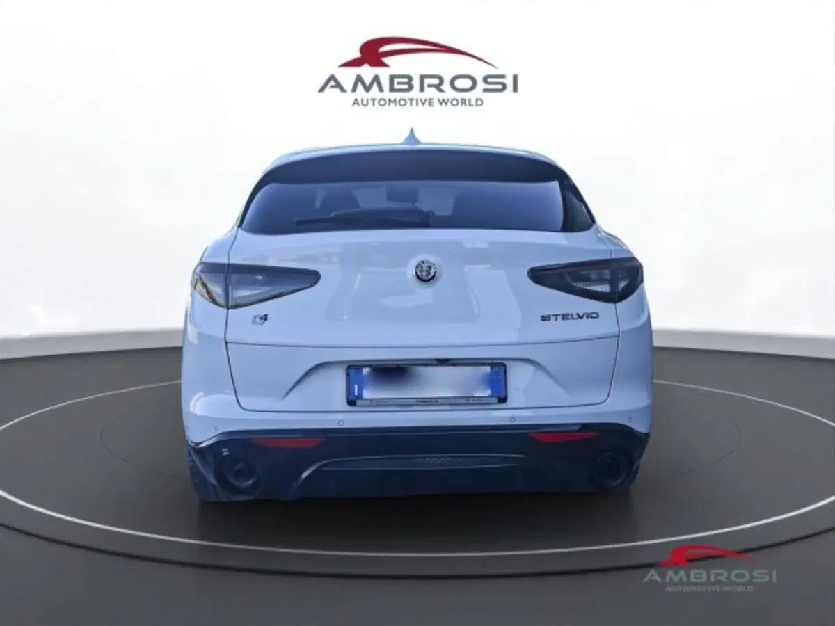 Alfa Romeo Stelvio usata a Perugia (8)