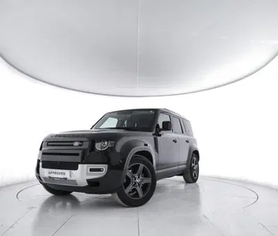 Land Rover Defender 110 3.0d i6 mhev X-Dynamic SE awd 200cv auto del 2022 usata a Corciano