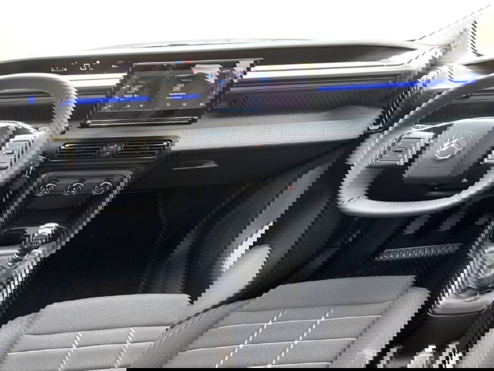 Citroen C3 Aircross nuova a Lecco (9)