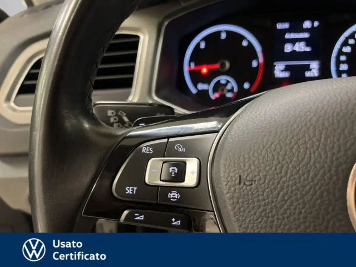 Volkswagen T-Roc usata a Vicenza (16)