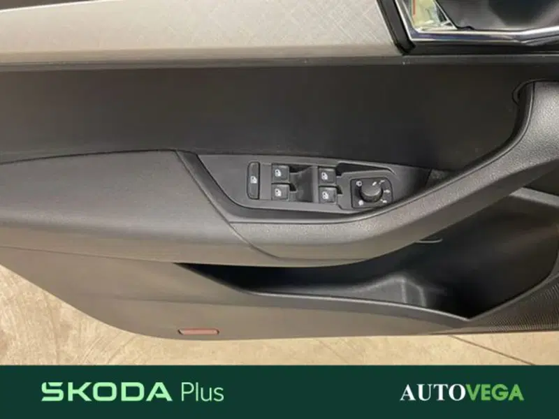 Skoda Karoq usata a Vicenza (18)