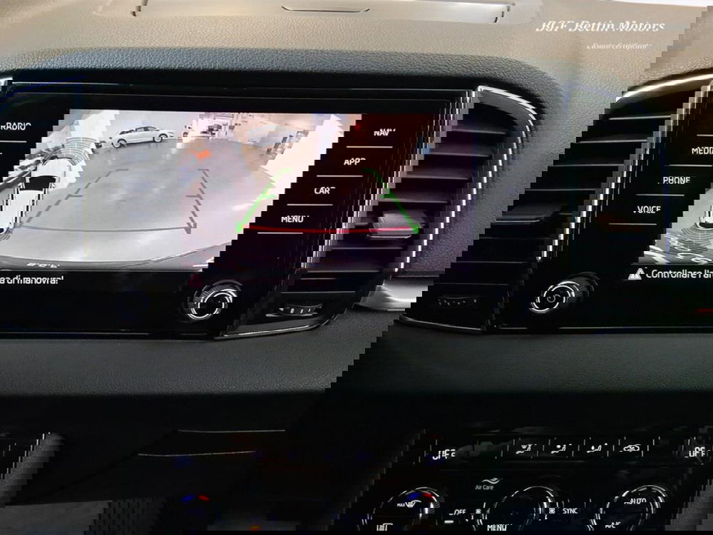 Skoda Karoq usata a Padova (15)