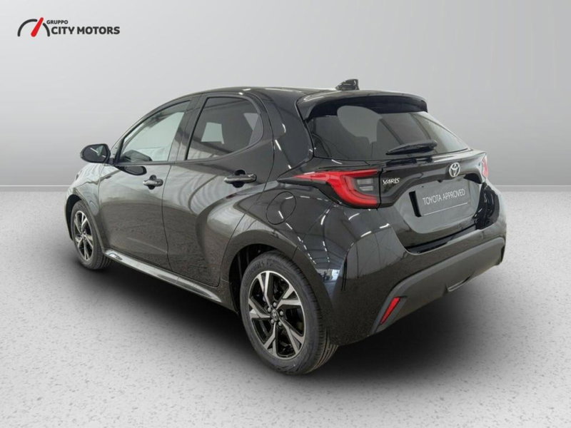 Toyota Yaris Cross nuova a Monza e Brianza (4)