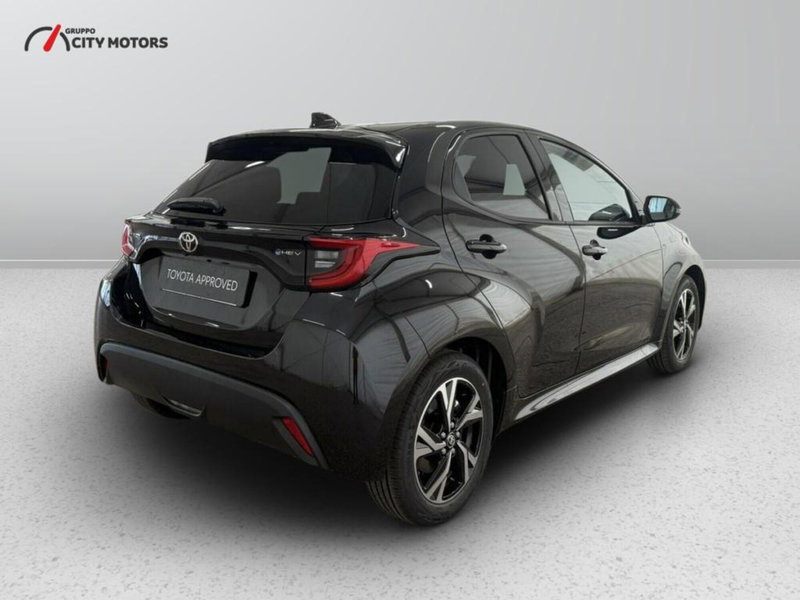 Toyota Yaris Cross nuova a Monza e Brianza (6)