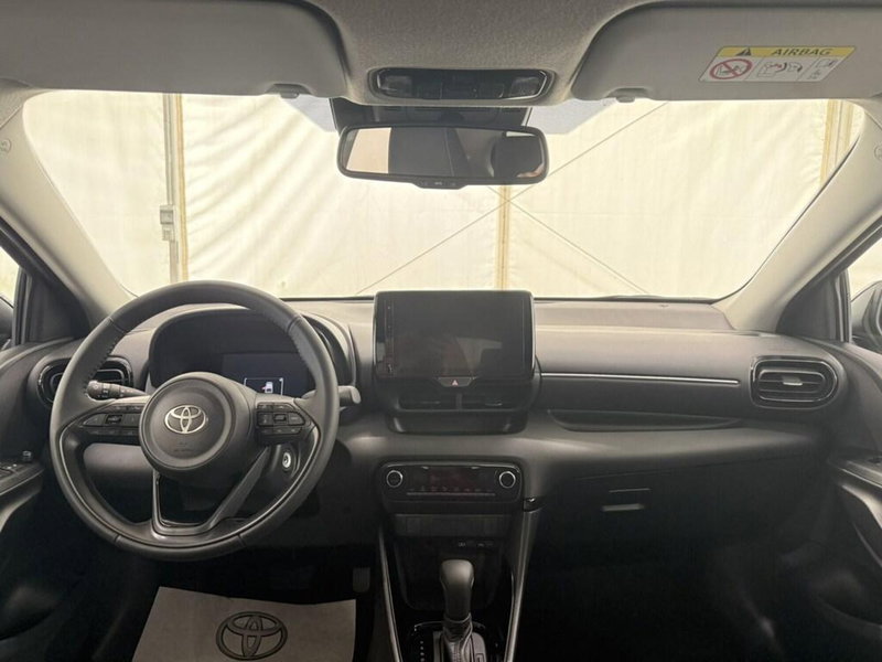 Toyota Yaris Cross nuova a Monza e Brianza (8)