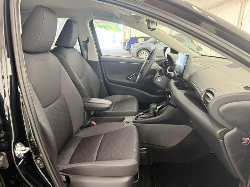 Toyota Yaris Cross nuova a Monza e Brianza (9)