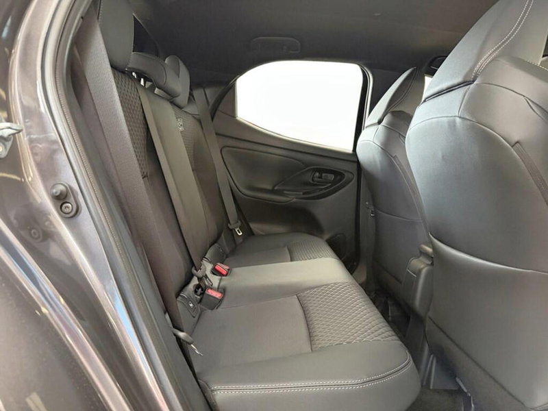 Toyota Yaris Cross nuova a Monza e Brianza (10)