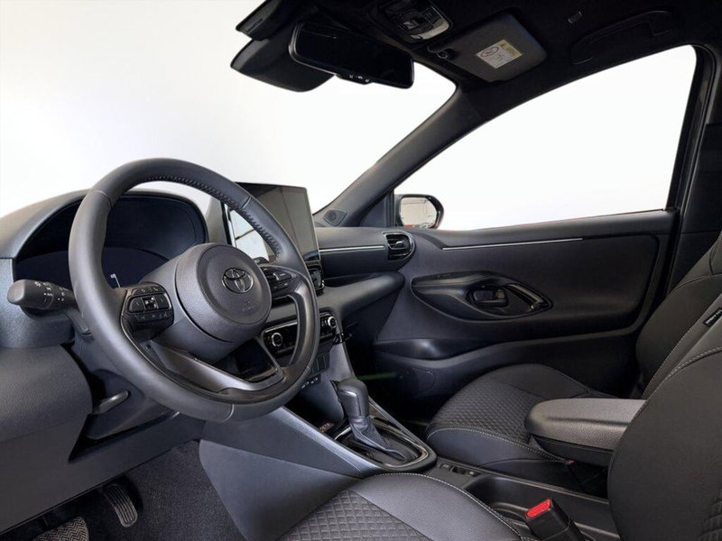 Toyota Yaris Cross nuova a Monza e Brianza (11)