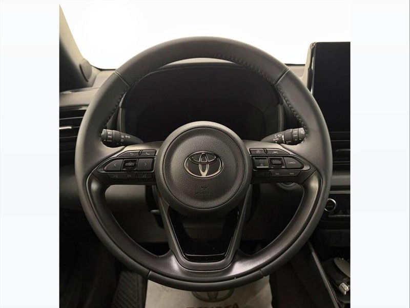 Toyota Yaris Cross nuova a Monza e Brianza (7)