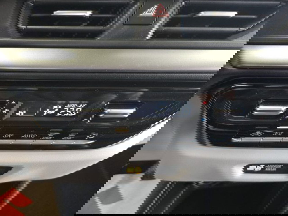 Suzuki Swift nuova a Reggio Emilia (11)