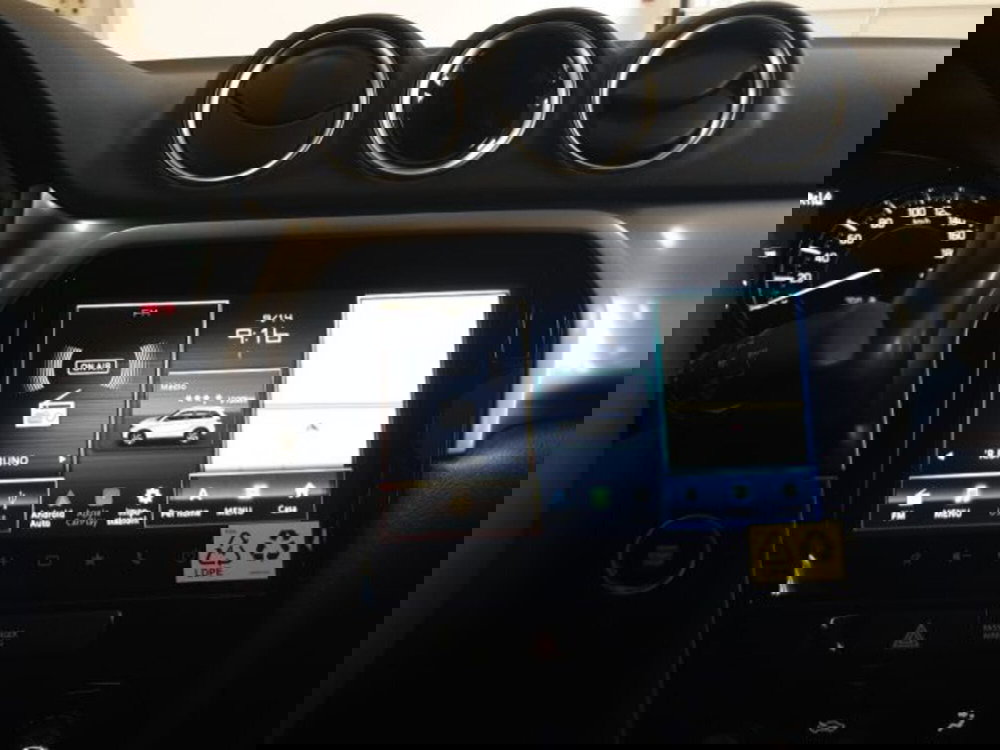 Suzuki Vitara nuova a Reggio Emilia (16)