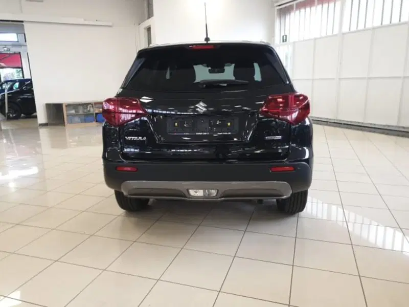 Suzuki Vitara nuova a Reggio Emilia (5)