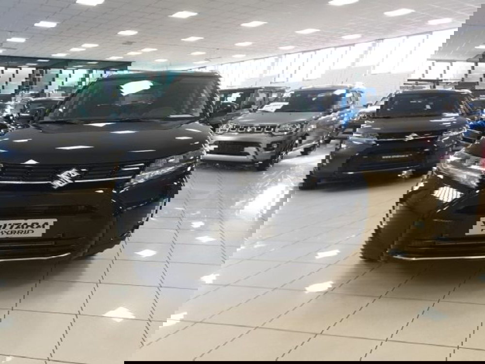 Suzuki Vitara nuova a Reggio Emilia (9)