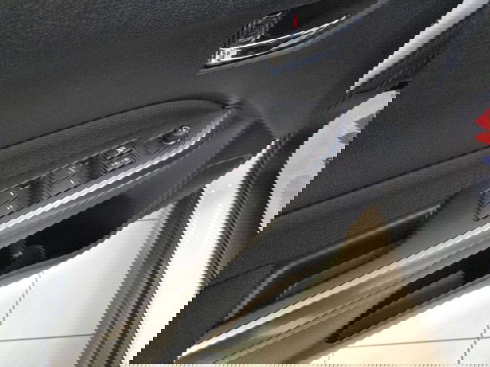 Suzuki Vitara nuova a Reggio Emilia (15)