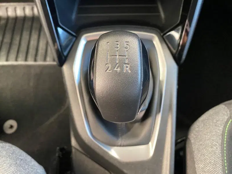 Peugeot 208 usata a Torino (12)