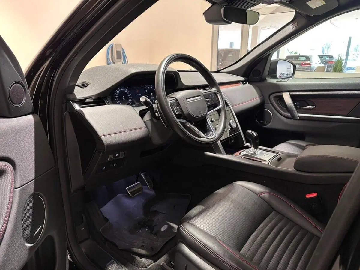 Land Rover Discovery Sport usata a Varese (11)