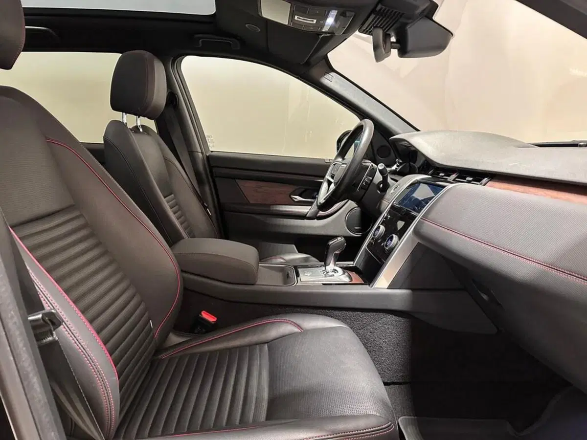 Land Rover Discovery Sport usata a Varese (3)
